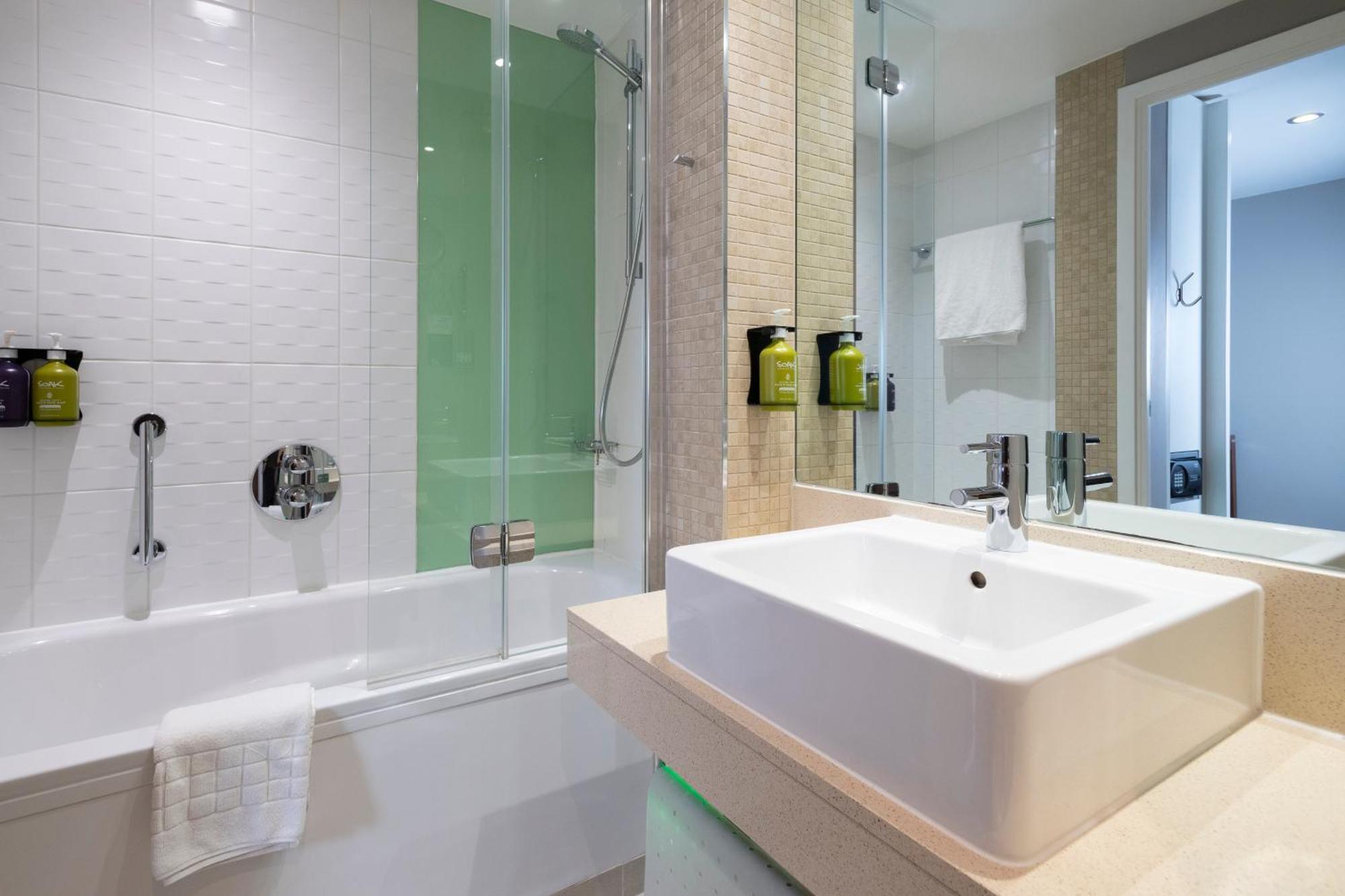 Holiday Inn Derby Riverlights By Ihg Eksteriør bilde